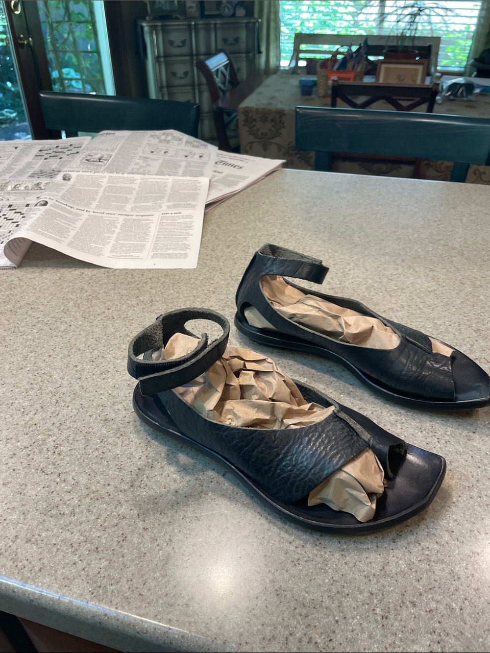 Women's Black Ankle-Strap Leather Sandals - Picture 2 of 4